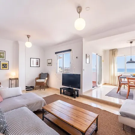 3 Bed With Panoramic Sea Views - Pass The Keys 아파트