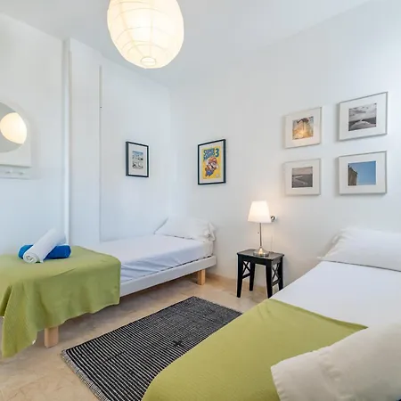 3 Bed With Panoramic Sea Views - Pass The Keys 푸엔히롤라