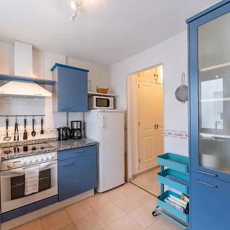 3 Bed With Panoramic Sea Views - Pass The Keys 아파트 푸엔히롤라